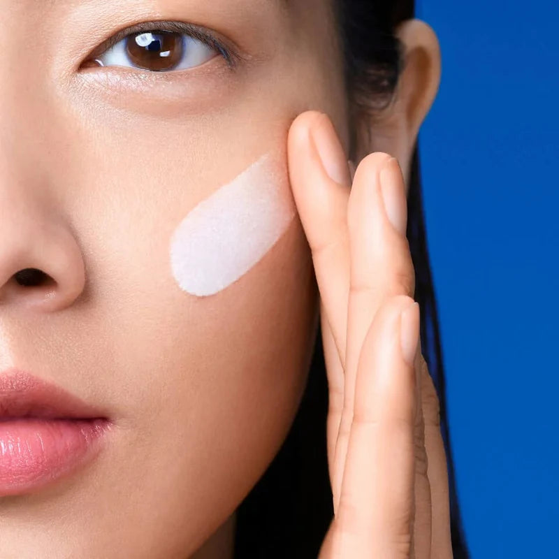 La Roche-Posay Anthelios UVMune 400 Invisible Fluid SPF50+ (50ml) Ultra-Light Daily Sunscreen | Broad Spectrum UVA + UVB Protection